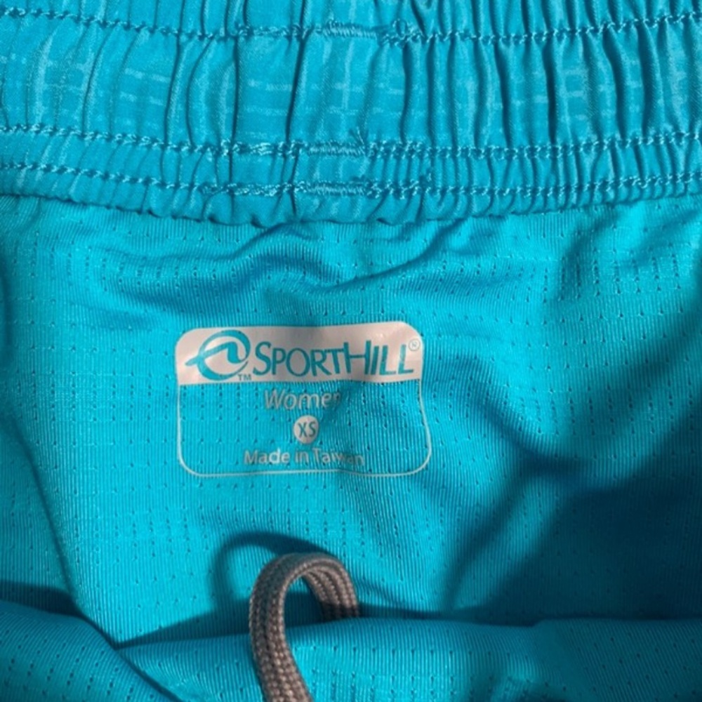 Workout shorts - Picture 4 of 5